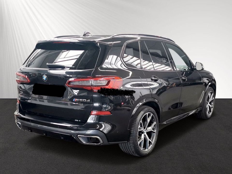 BMW X5 M50d  | auto skladem |  předváděcí |  šedé v kůži | super výbava | super cena | online prodej | eshop | autoibuy.com